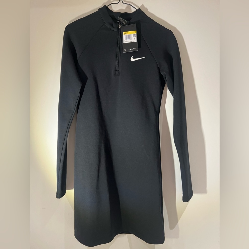 NIKE fitted long sleeve dress